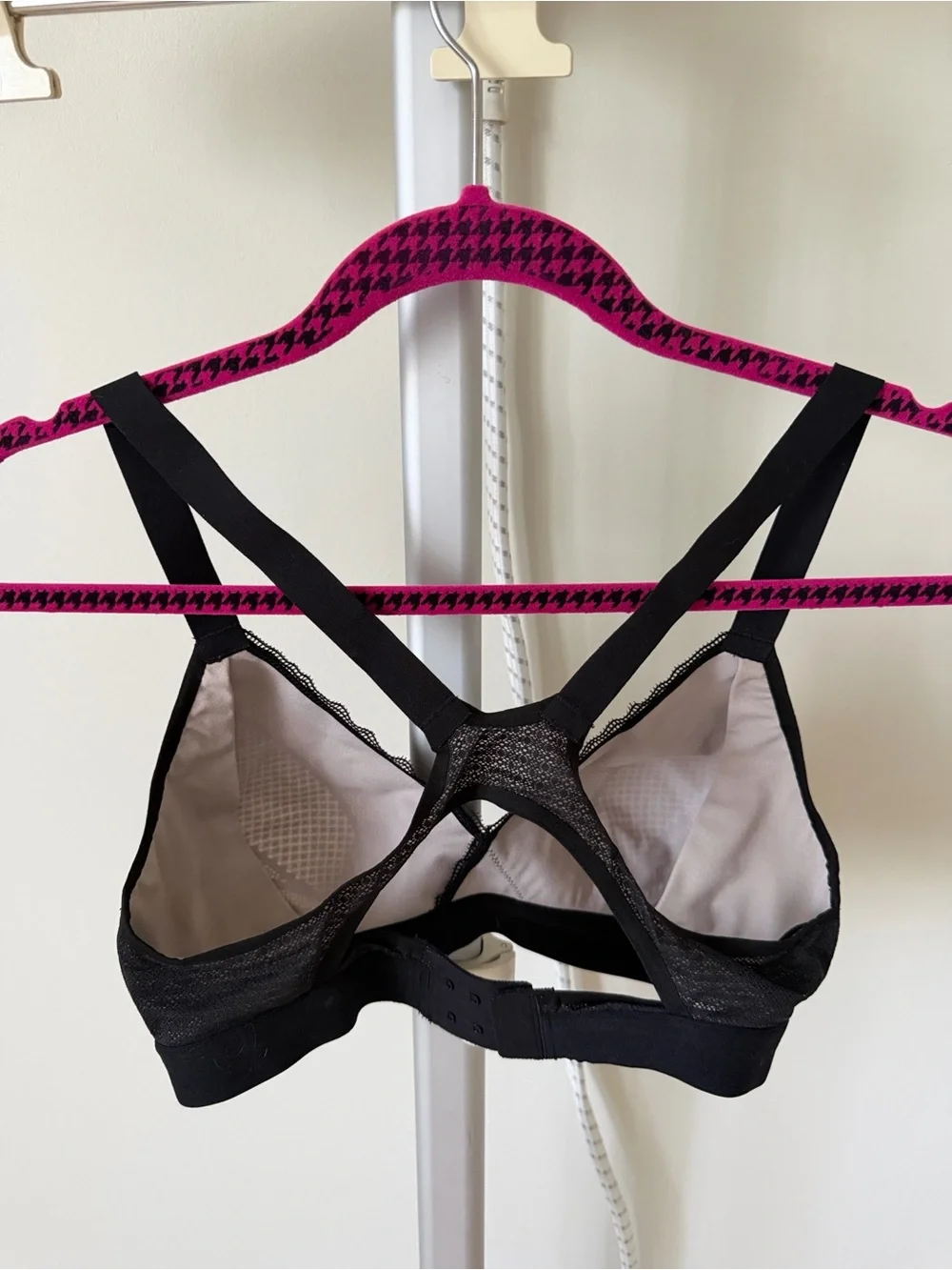 Lululemon Awake to Lace Bra Black / Barely Beige , size 34 C